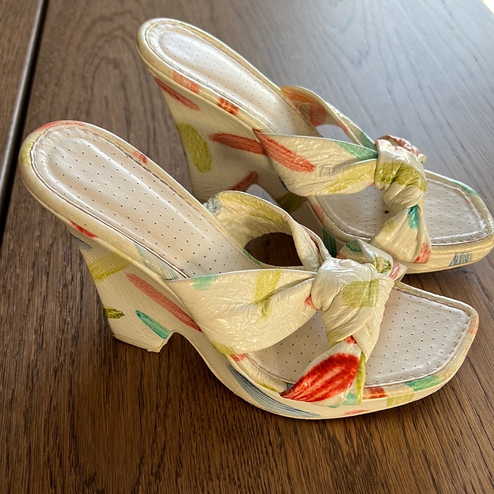 Vintage Leather Wedge